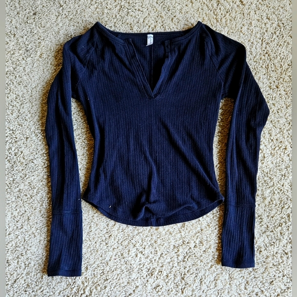 Women's Intimately Free People Ribbed V Neck Long Sleeve Top - Picture 1 of 5